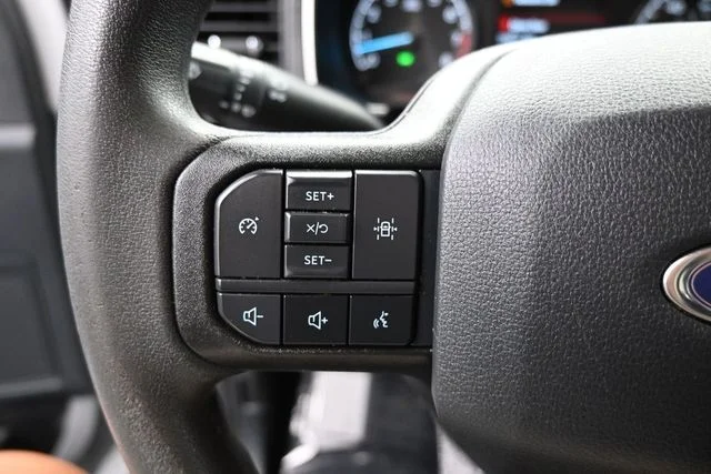 Used 2023 White Ford XL image 27