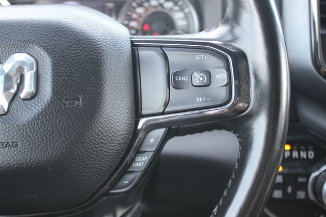 Used 2021 White Ram Big Horn/Lone Star image 17