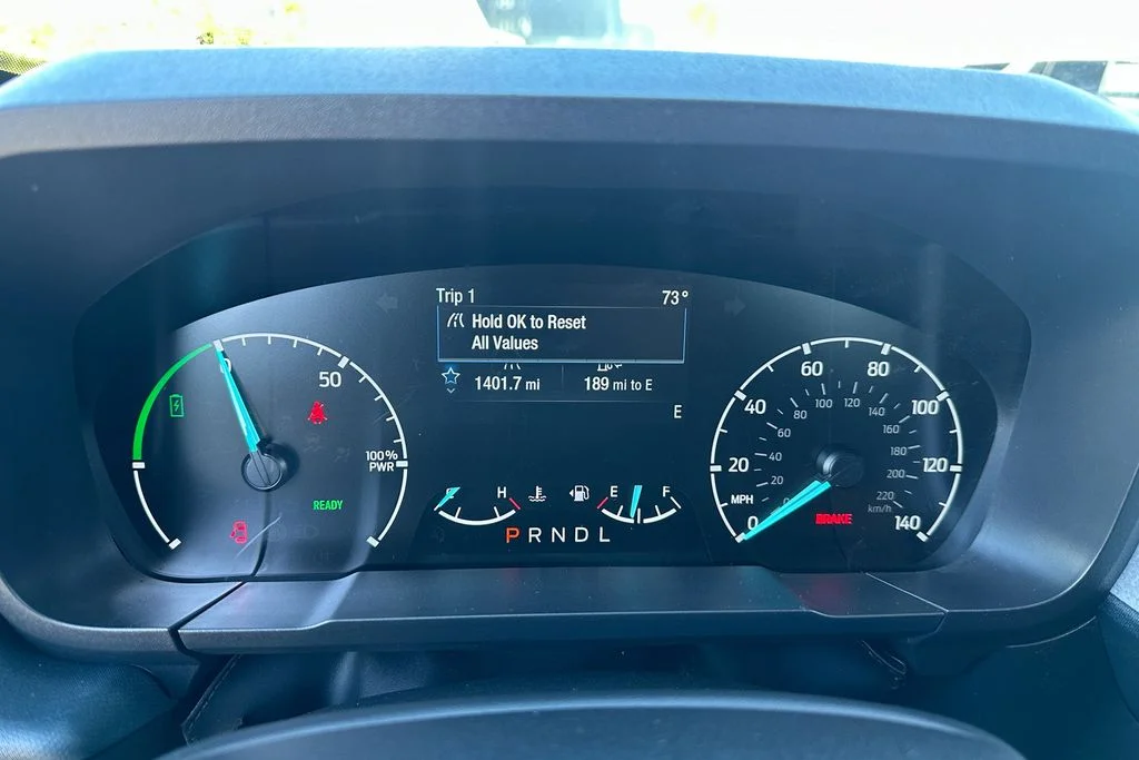 Used 2024 Silver Ford XLT image 18