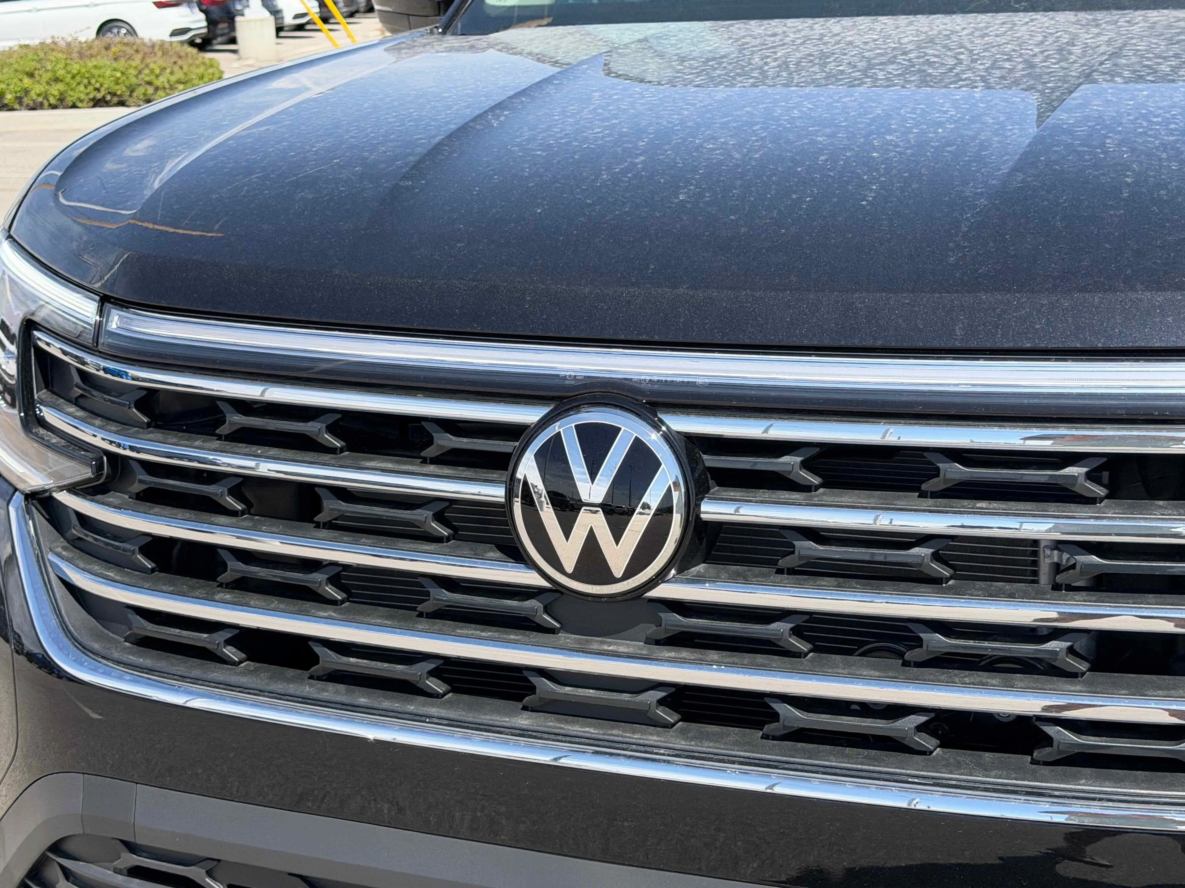 New 2026 Deep Black Volkswagen 2.0T SE w/Technology image 11