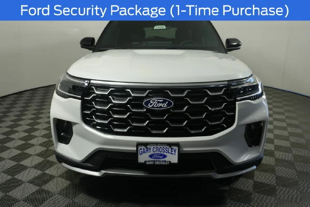 New 2027 Star White Metallic Tri-Coat Ford Platinum™ image 3