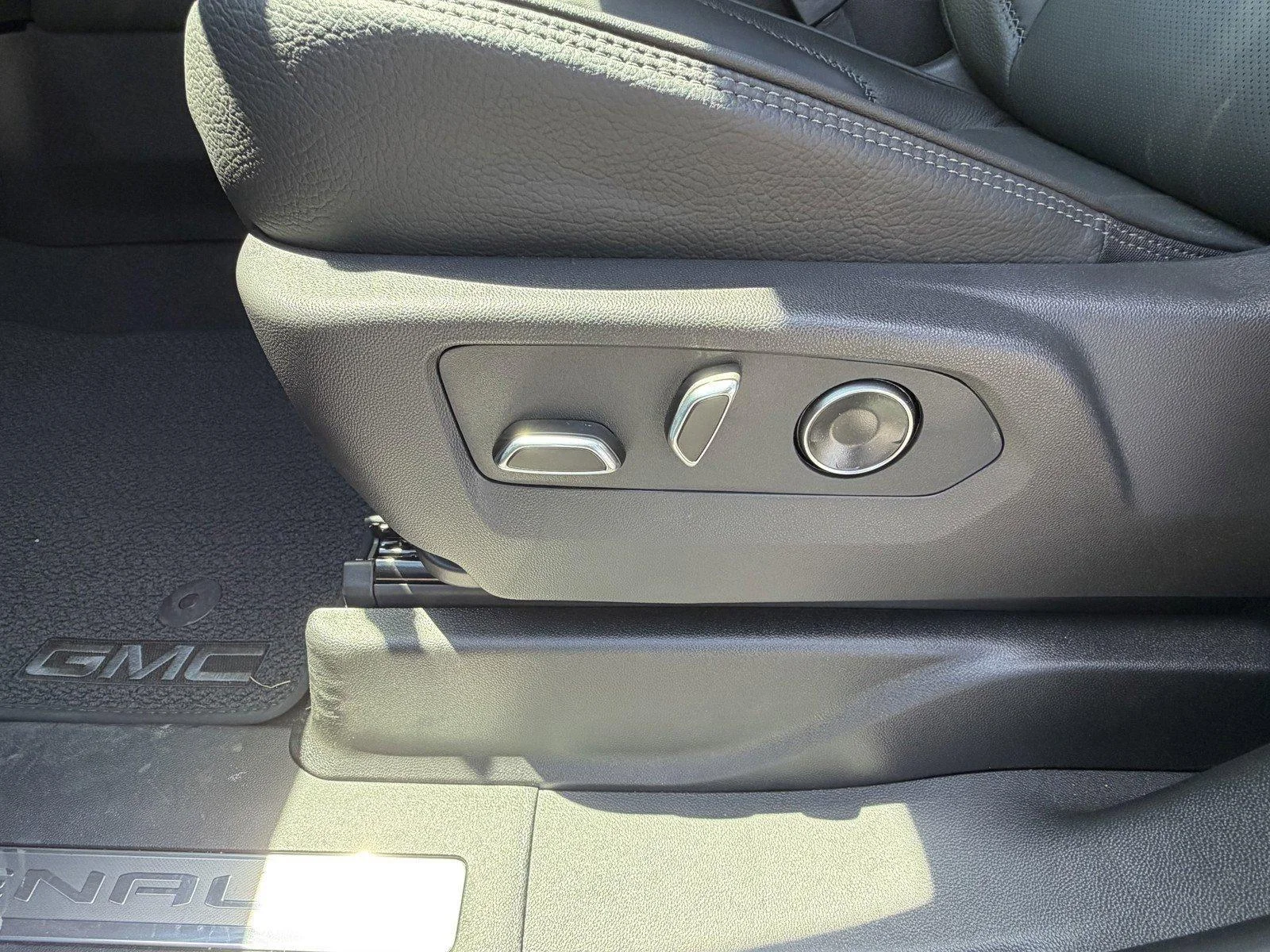 New 2026 Onyx Black GMC Denali image 21