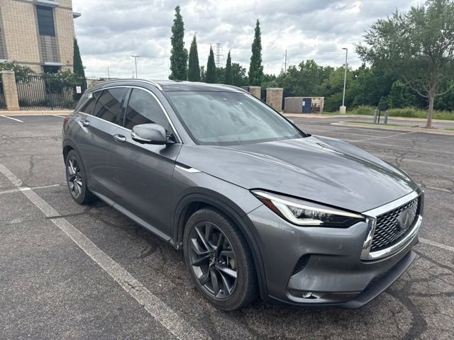 Used 2019 Gray INFINITI ESSENTIAL image 2