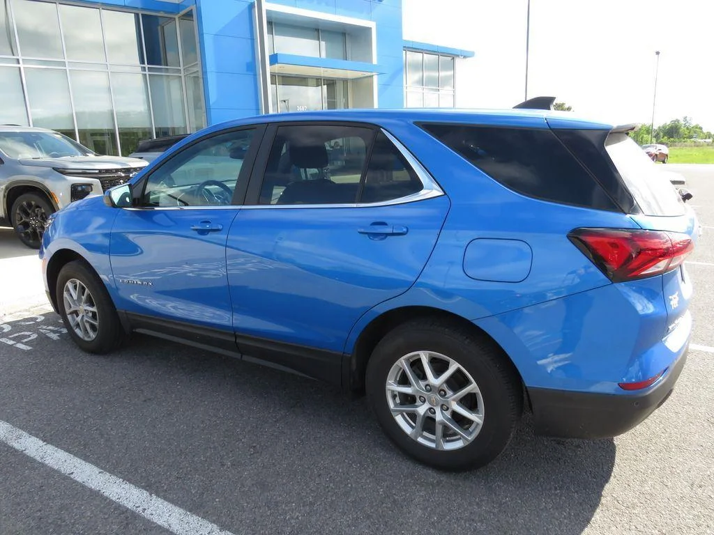Used 2024 Riptide Blue Chevrolet LT image 9