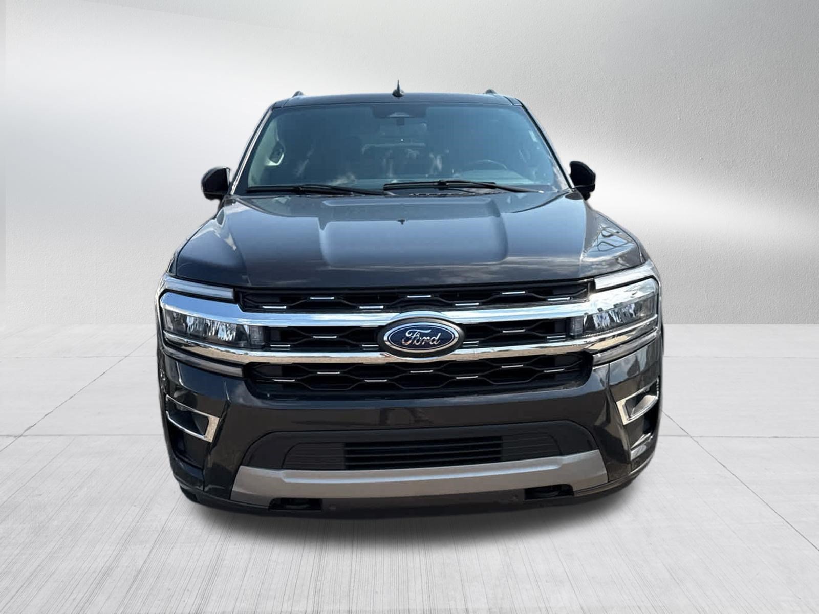 Used 2023 Ford Expedition Limited with VIN 1FMJK2A86PEA58458 for sale in Brooklyn Center, Minnesota