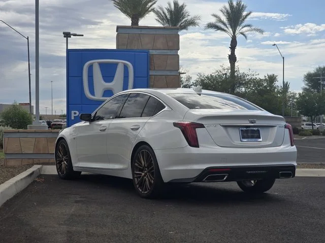 Used 2020 Crystal White Tricoat Cadillac Luxury image 5