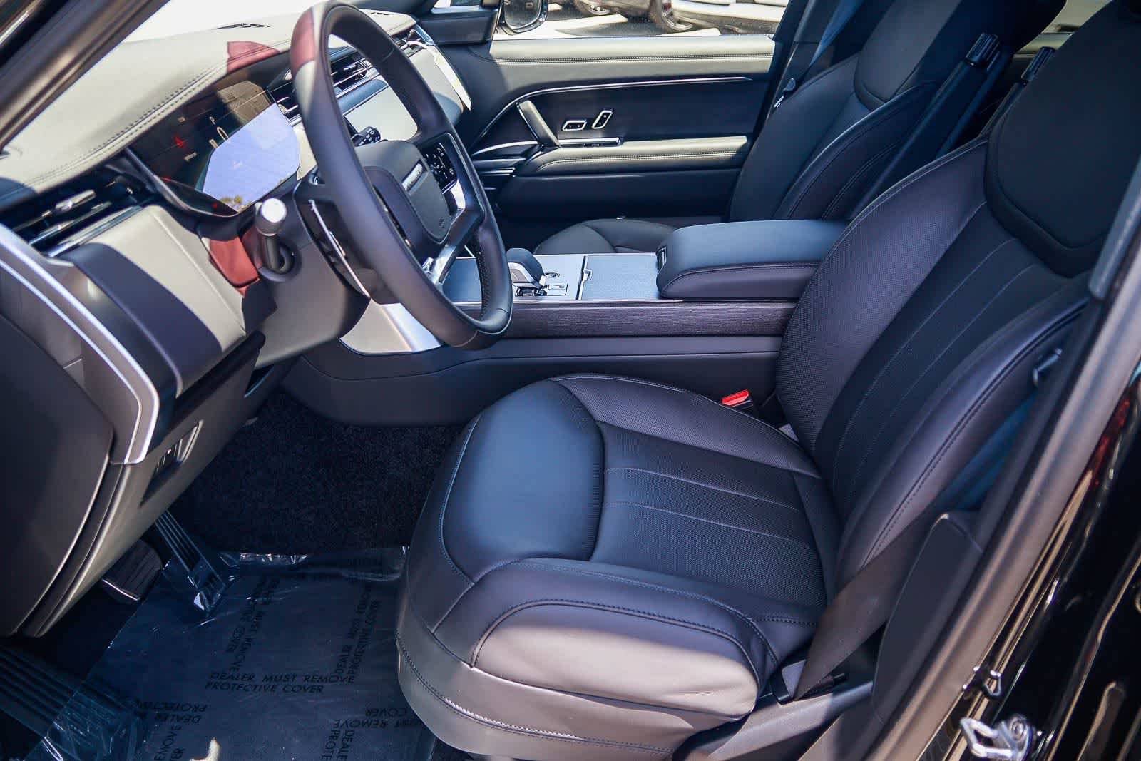 New 2026 Black Land Rover SE image 19