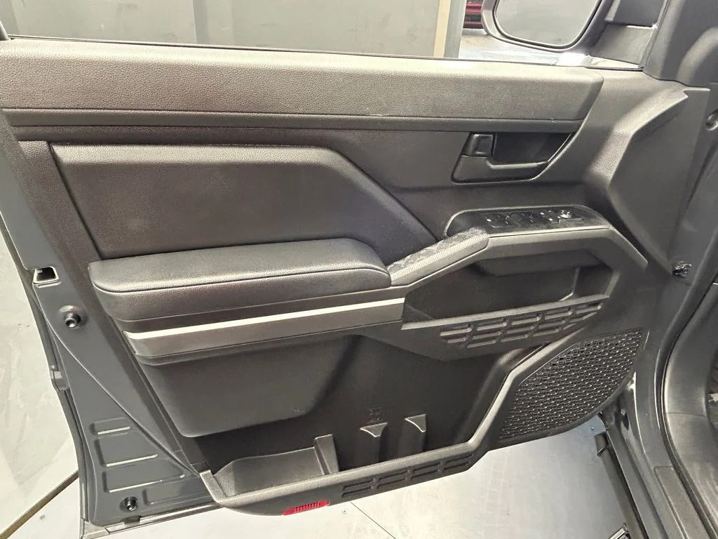 Used 2024 Underground Toyota SR5 image 37