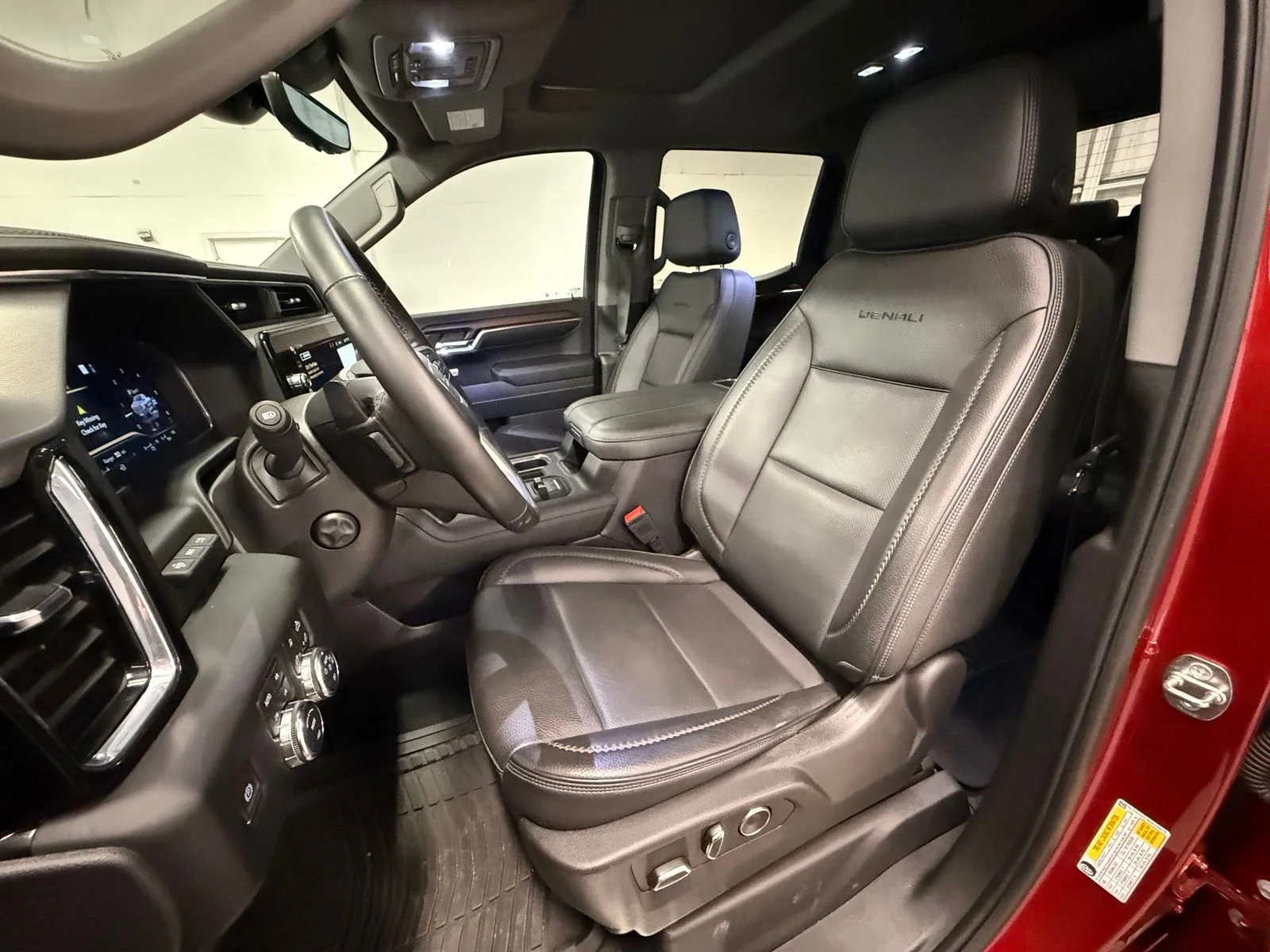 Used 2024 Red GMC Denali image 19