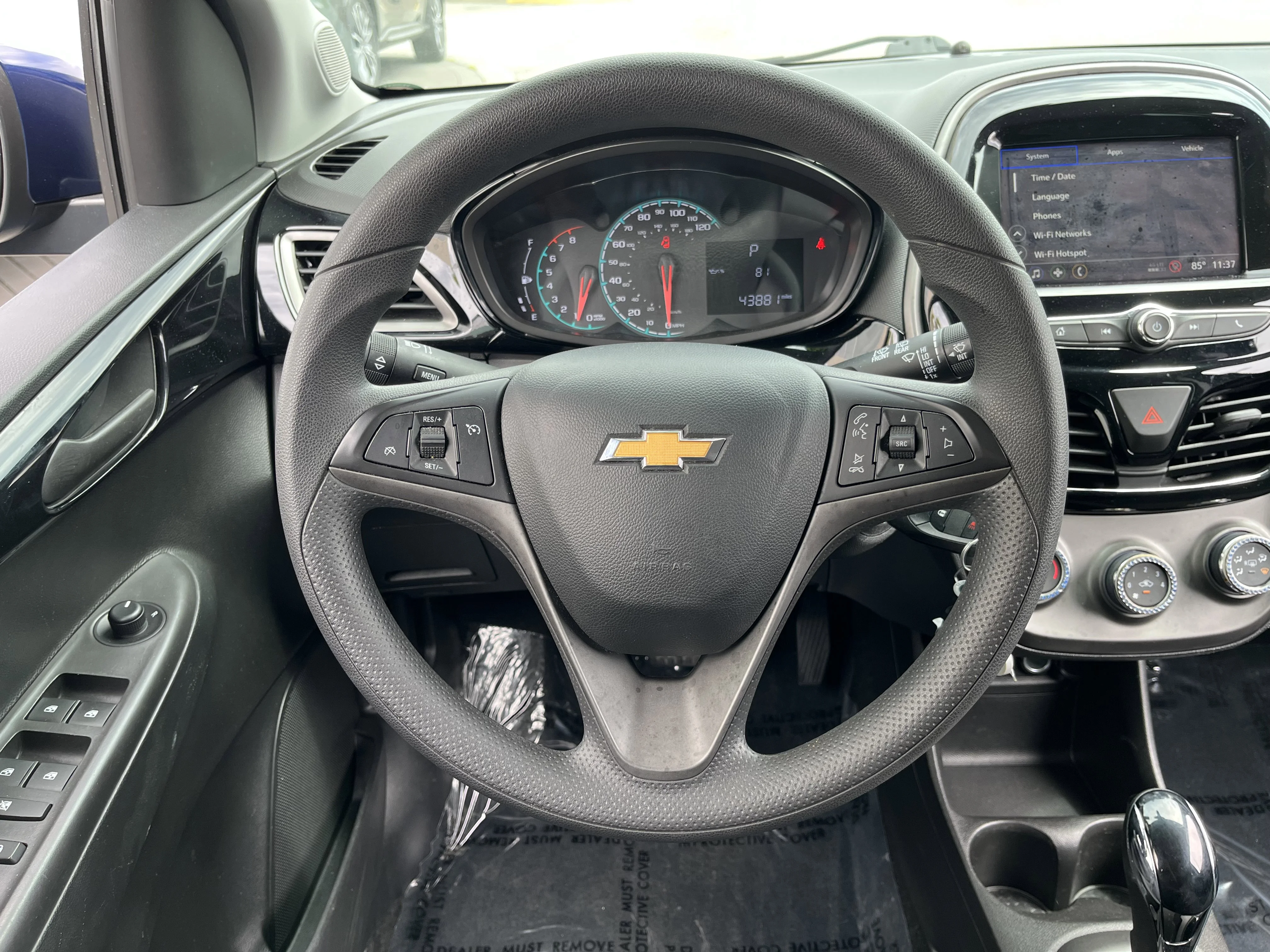 Used 2022 Blue Glow Chevrolet 1LT image 17
