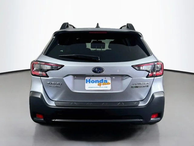 Used 2024 Ice Silver Metallic Subaru Premium image 18