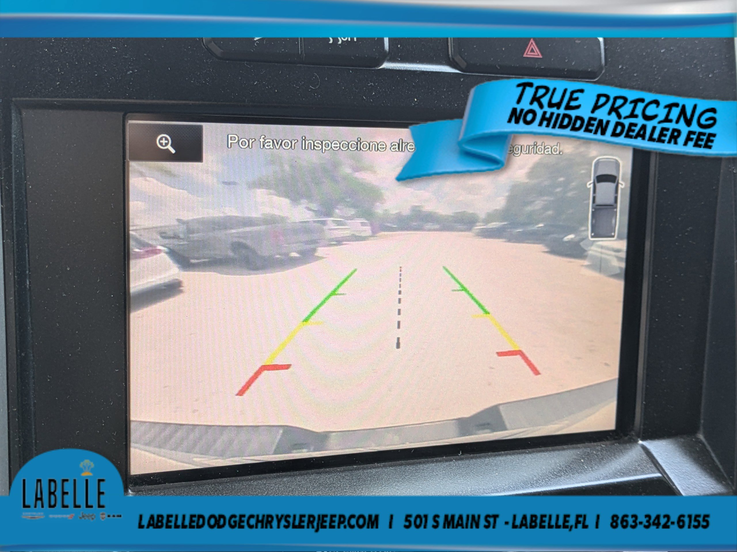 Used 2015  Ford Lariat image 29