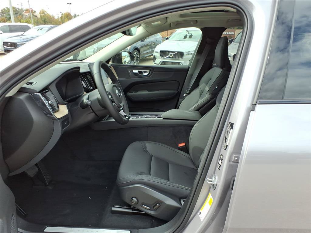 Certified Used 2026 Aurora Silver Volvo Plus image 9