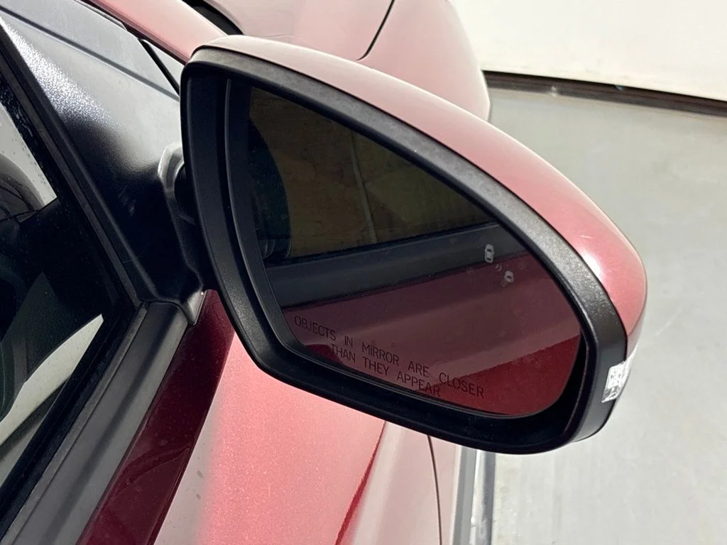 Used 2018 Red Hyundai SEL Plus image 13