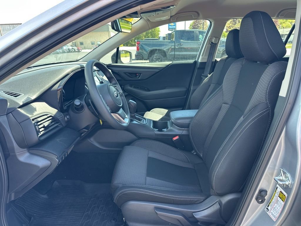 Used 2024 Silver Subaru  image 17