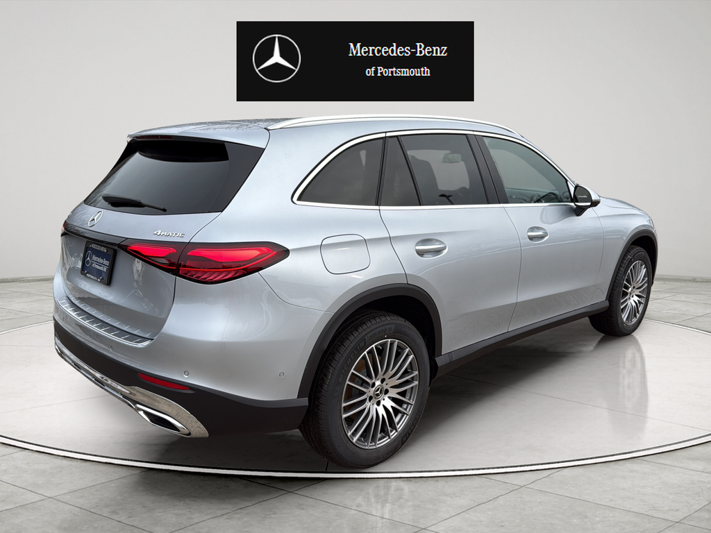 Used 2026 Silver Mercedes-Benz GLC 300 image 5