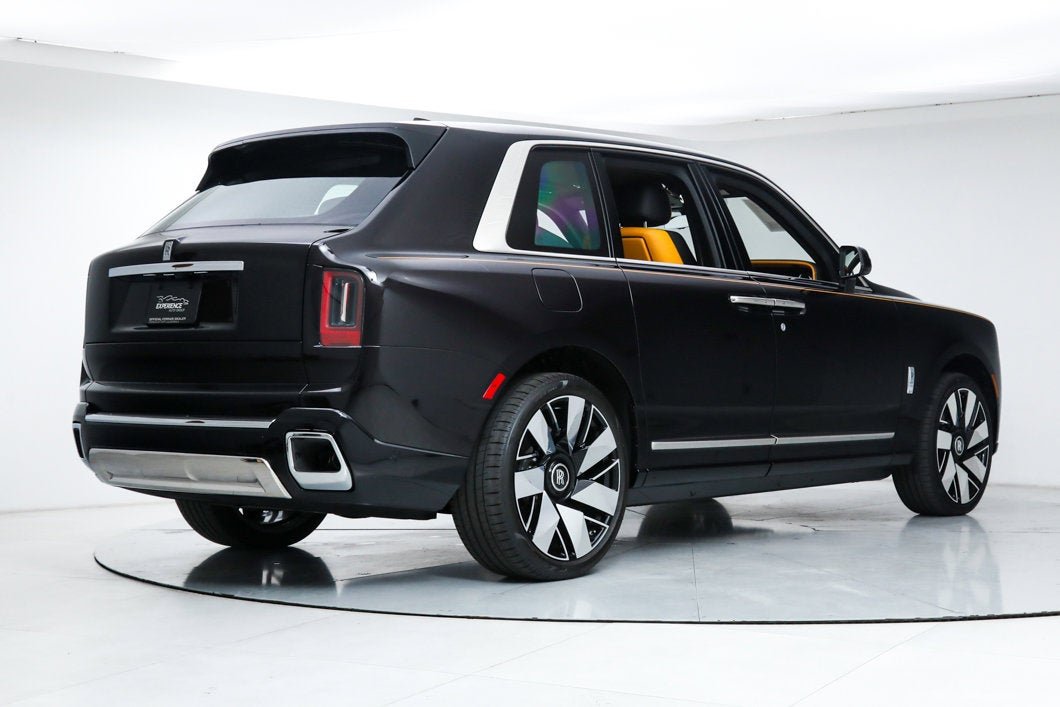 Used 2025 Brown Rolls-Royce  image 6