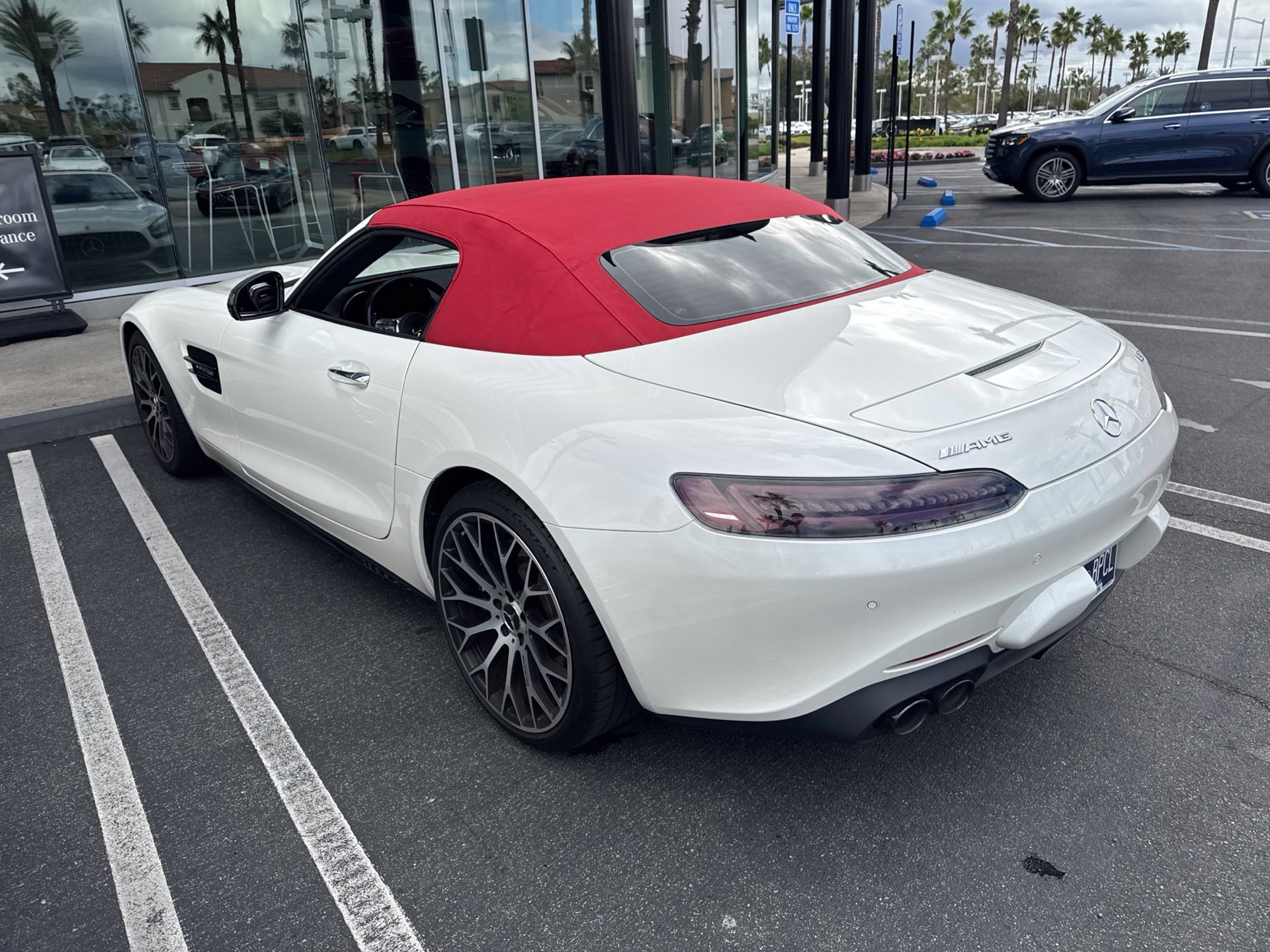 Used 2020 White Mercedes-Benz Base image 6