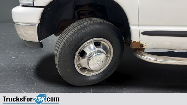 Used 2007 Bright White Dodge SLT image 29