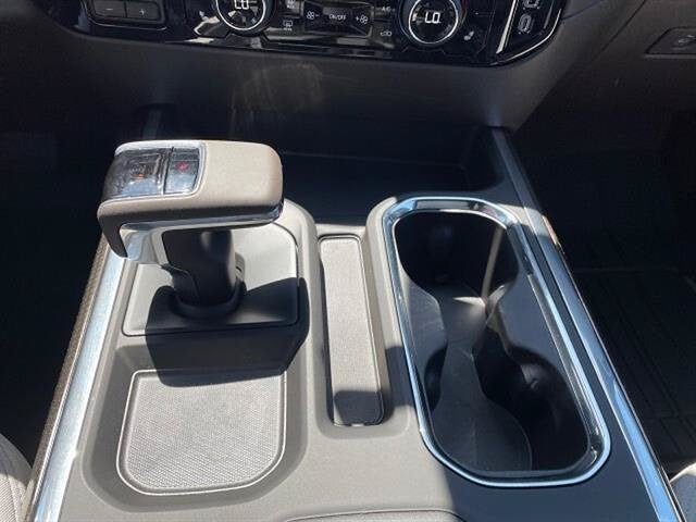 Used 2025 Summit White Chevrolet RST image 54