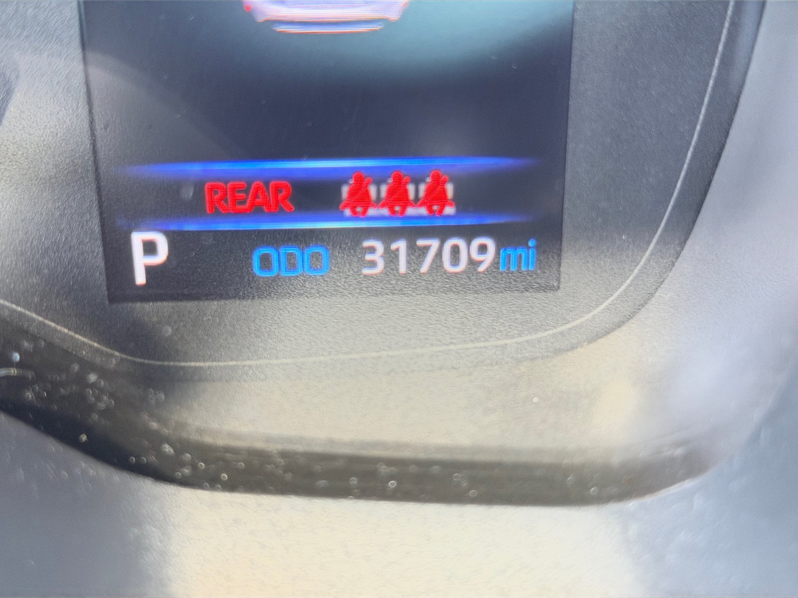 Used 2022 White Toyota SE image 16