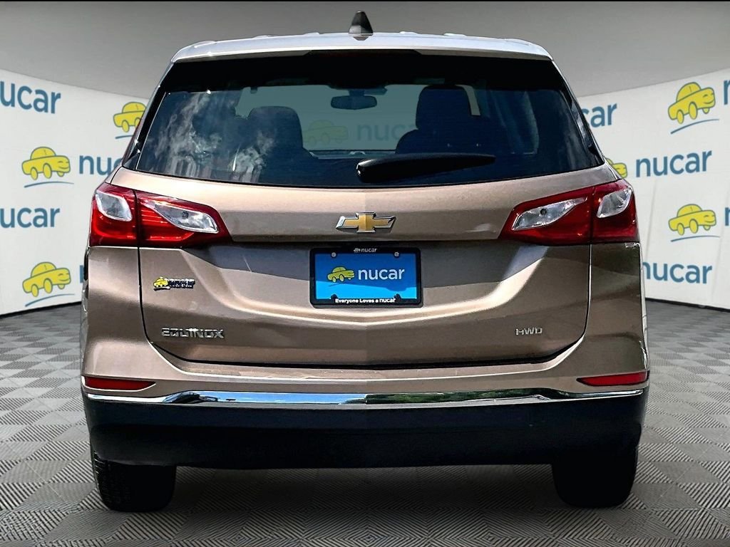 Used 2018 Beige Chevrolet LS image 5