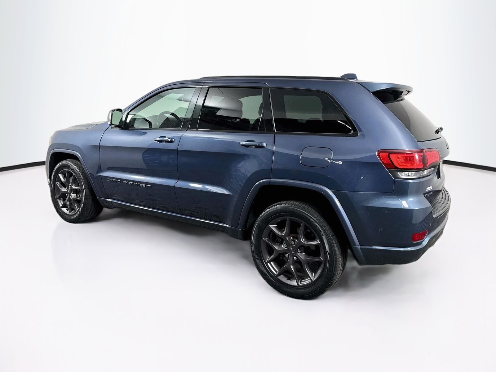 Used 2021 Blue Jeep Limited image 5
