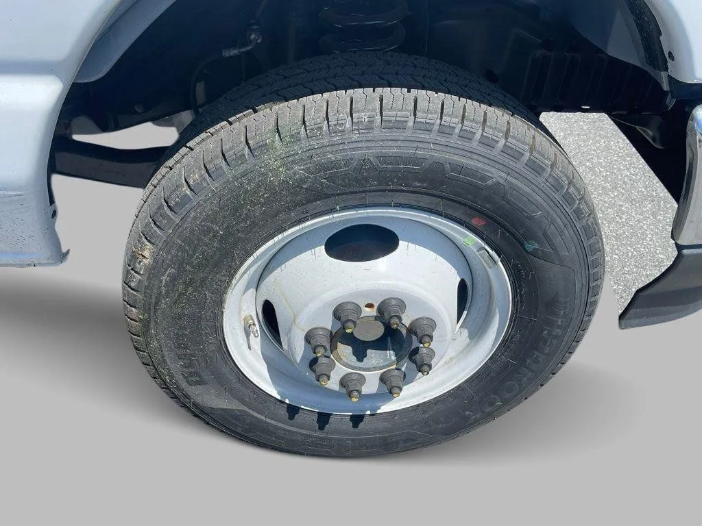 2026 Ford E-Series Cutaway Base - Photo 14