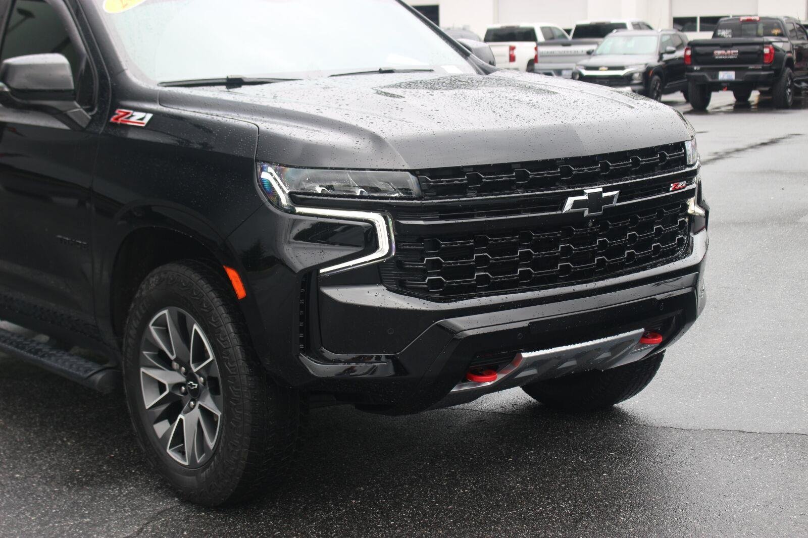 Used 2024 Black Chevrolet Z71 image 9