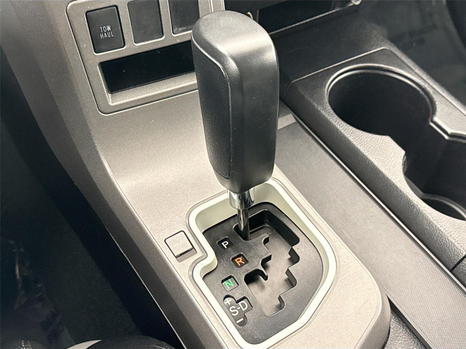 Used 2016 Super White Toyota SR5 image 24