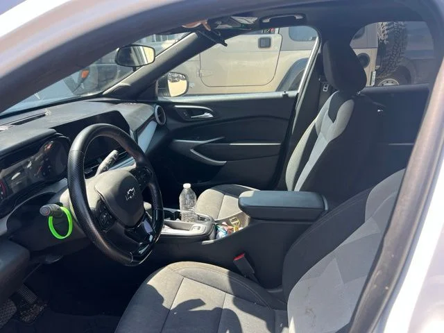 Used 2024 White Chevrolet 1RS image 5