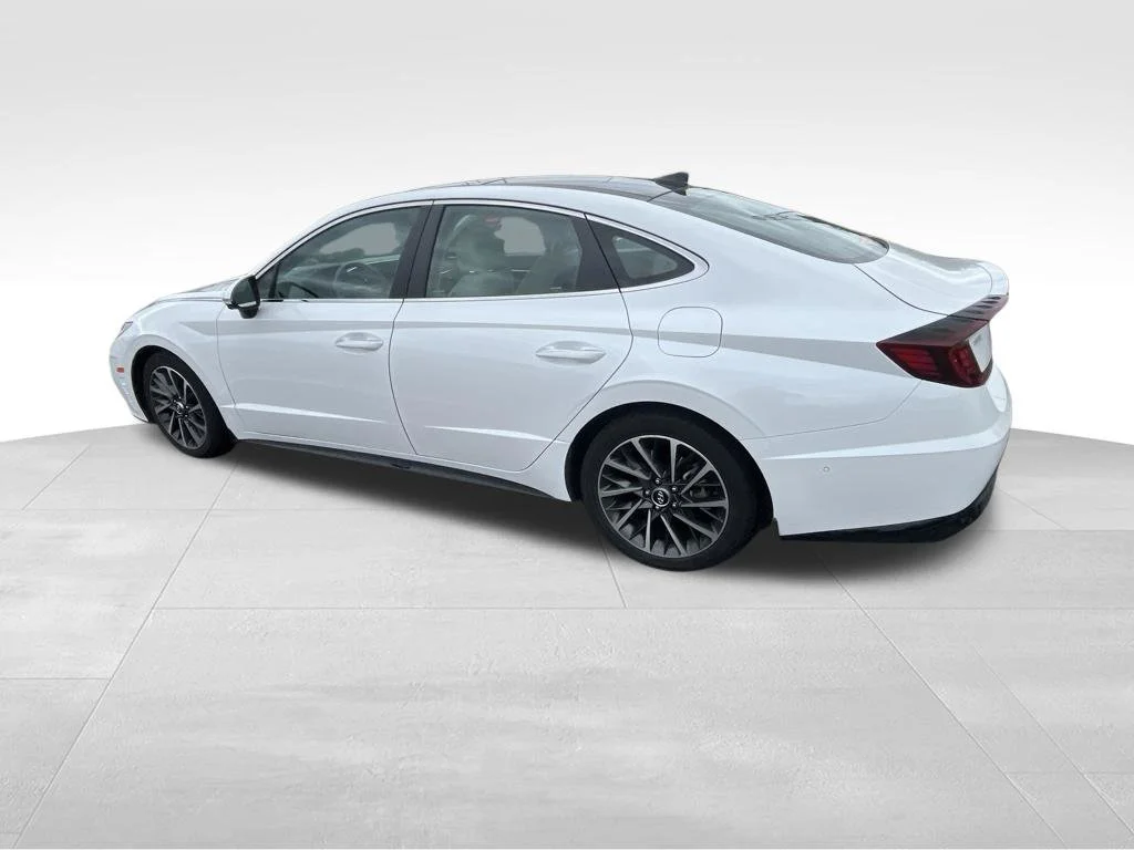 Used 2022 Gray Hyundai Limited image 7