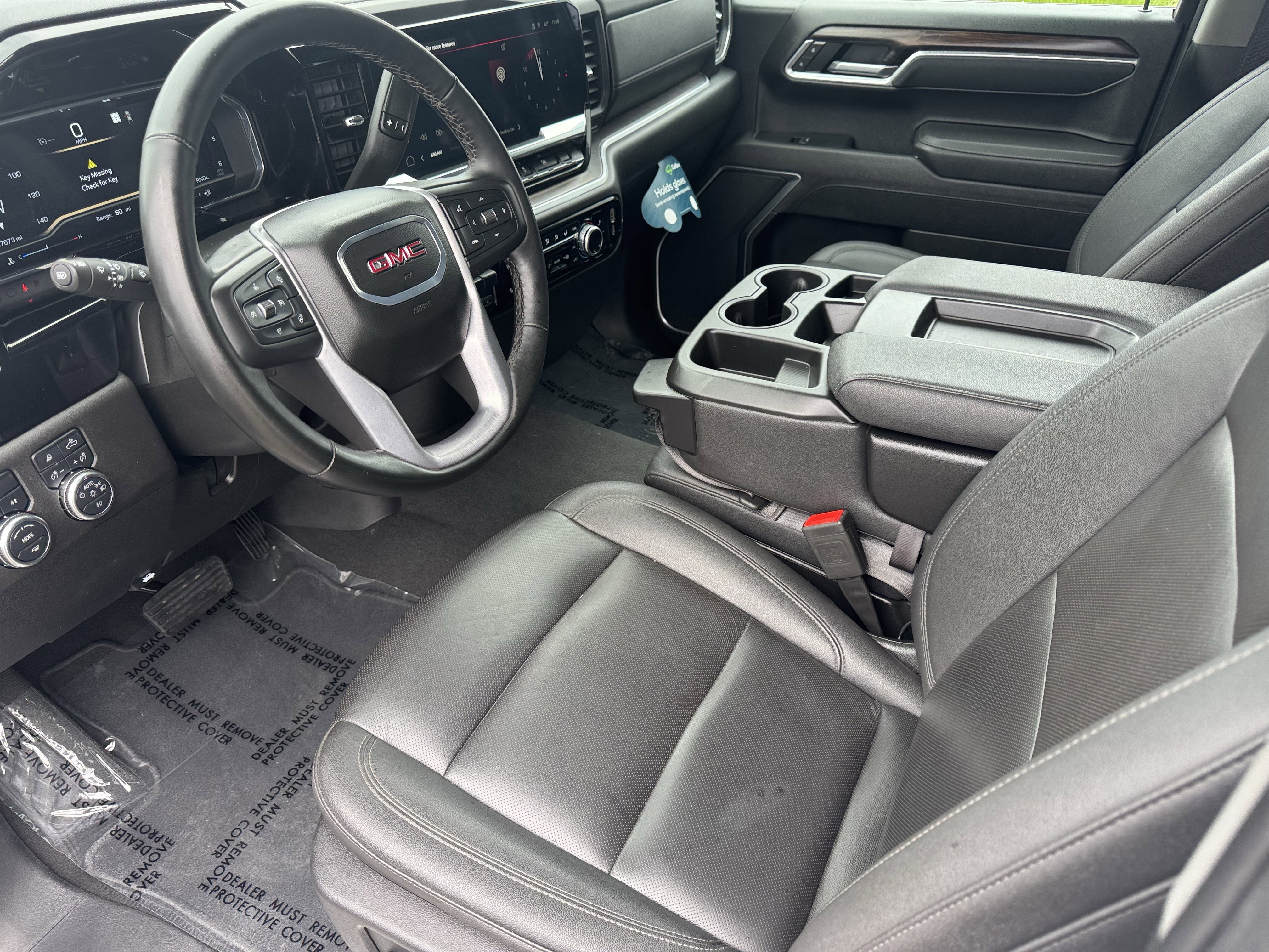2025 GMC Sierra 1500 SLT - Photo 10