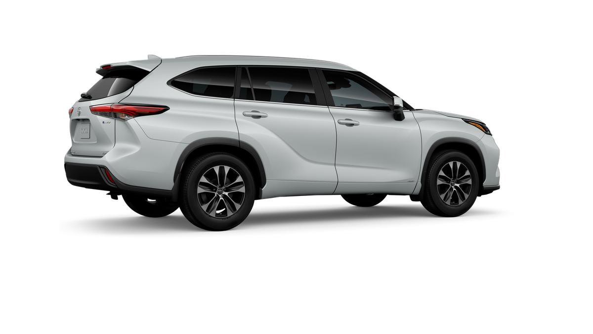New 2026 Wind Chill Pearl Toyota Hybrid XLE image 33