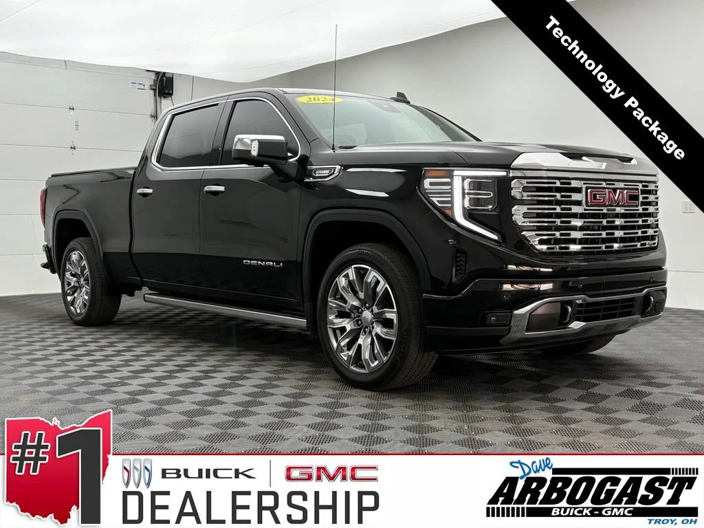 2024 GMC Sierra 4WD Crew Cab Short Box Denali's photo