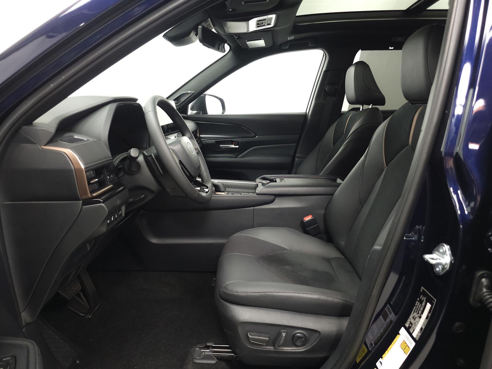 Certified Used 2026  Toyota MAX Limited image 26
