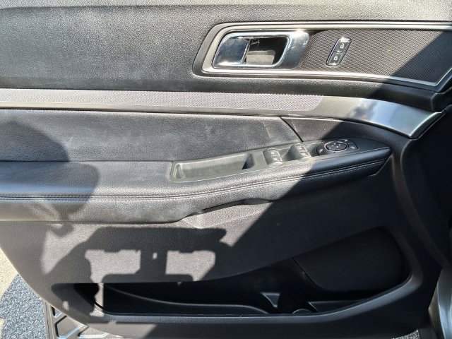 Used 2019 Gray Ford XLT image 22