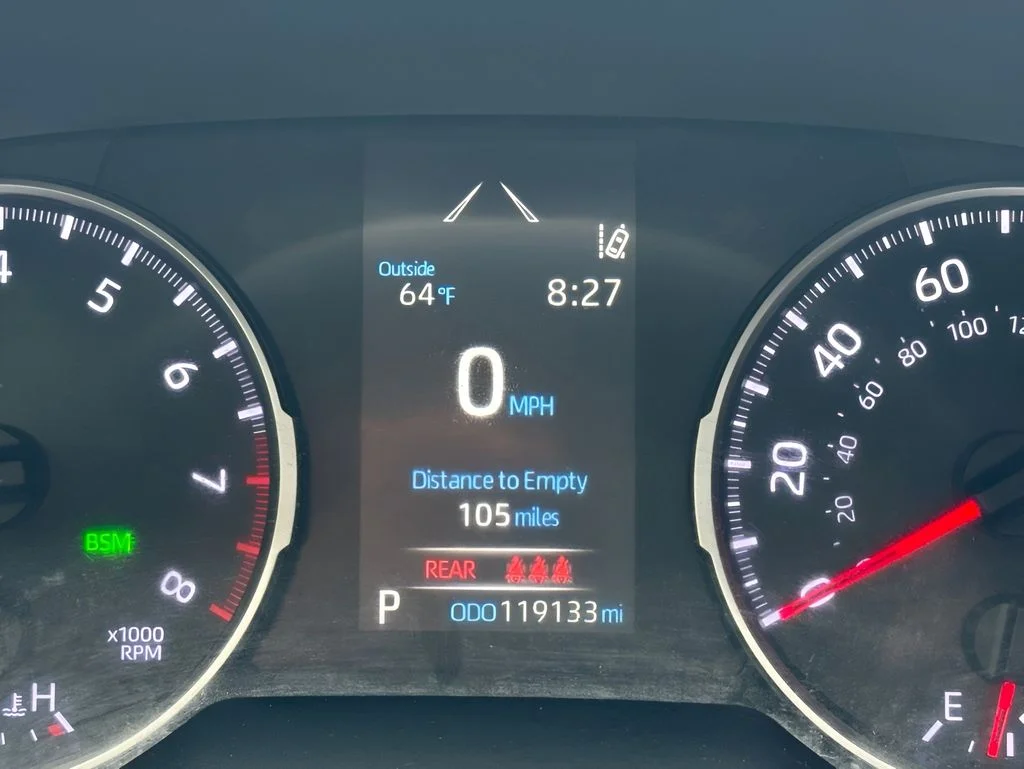 Used 2019 Gray Toyota XLE image 26