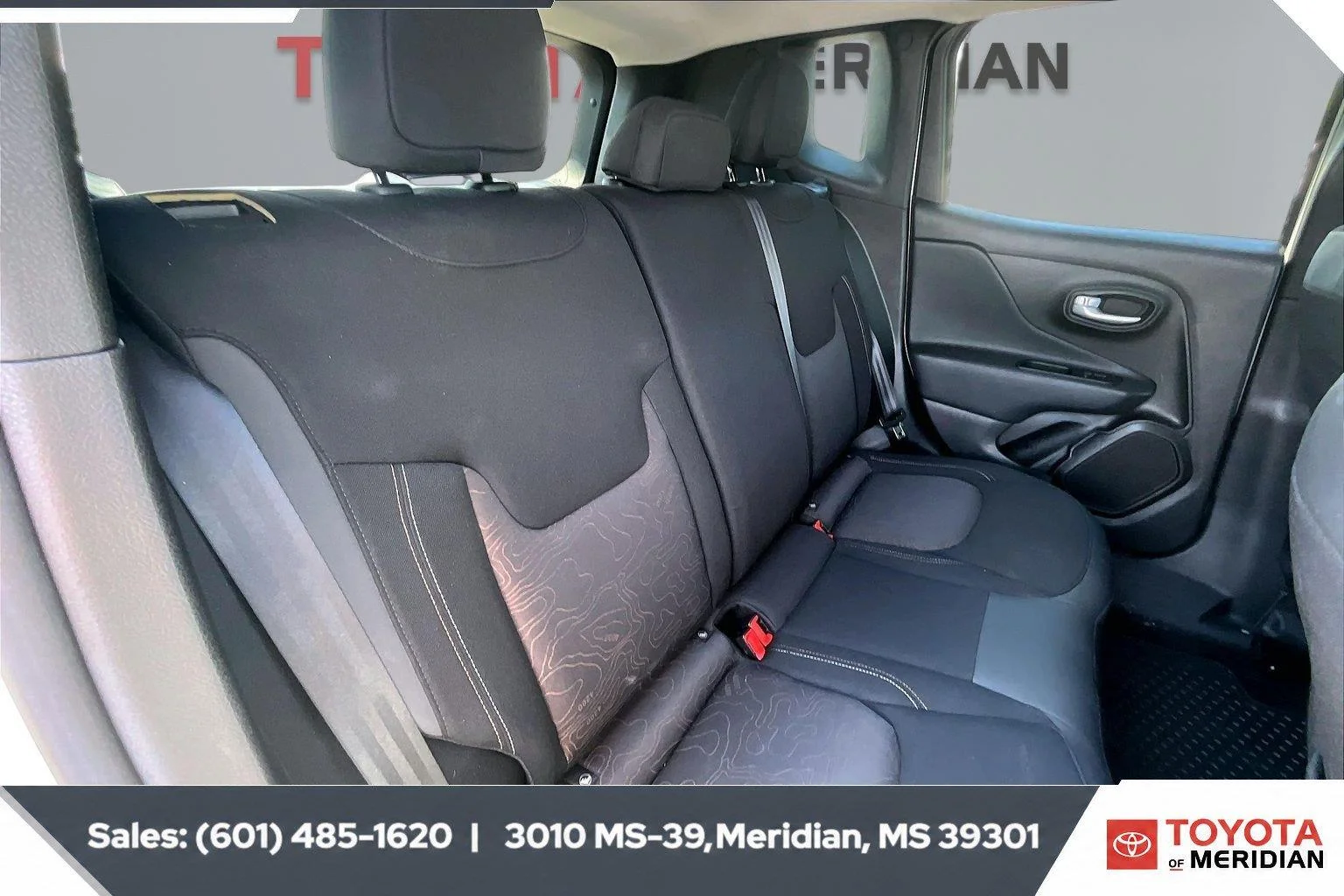 Used 2023 Alpine White Clearcoat Jeep Upland image 20