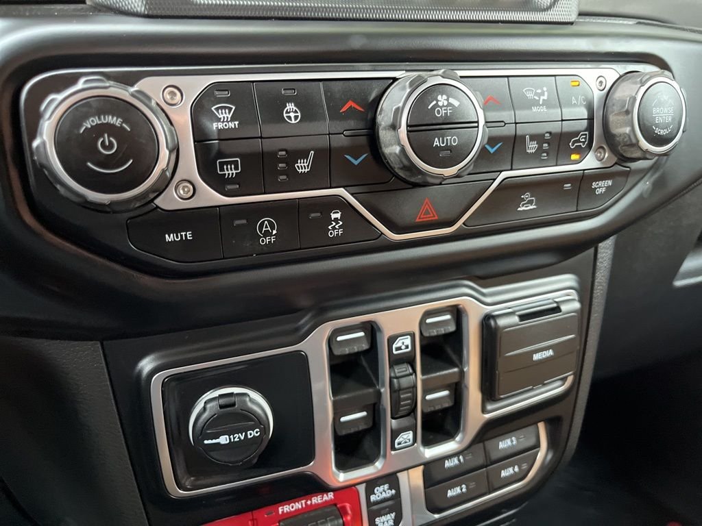 Used 2023 Blue Pearl Jeep Rubicon image 35