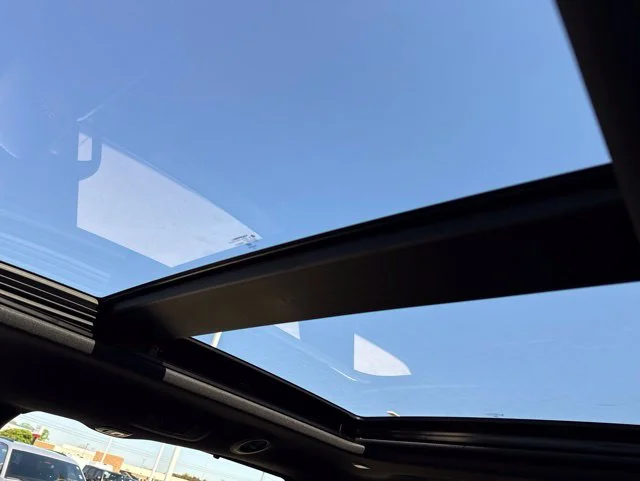 New 2027 Black Chrysler Limited image 31