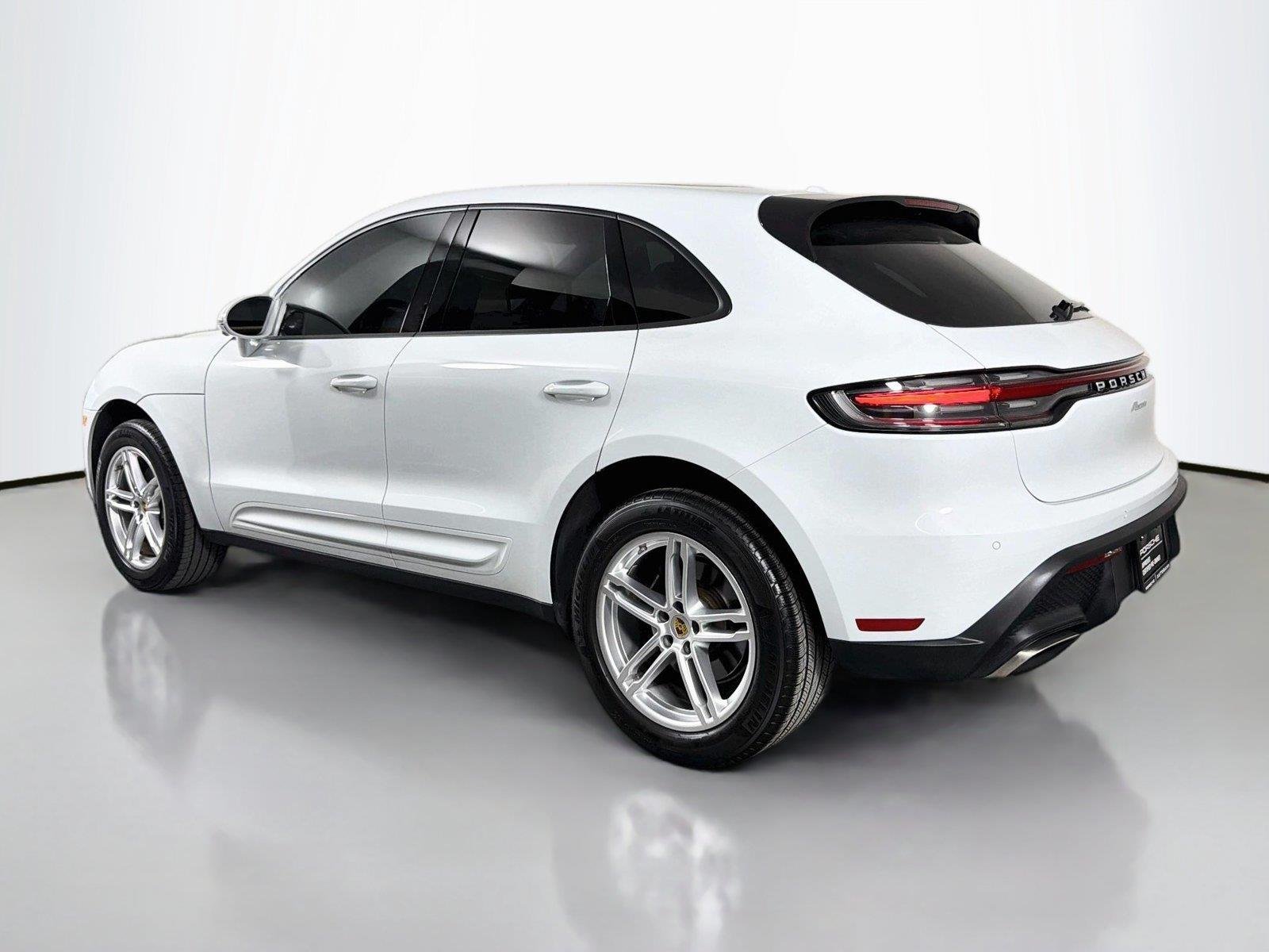 Certified Used 2023 Carrara White Metallic Porsche  image 3