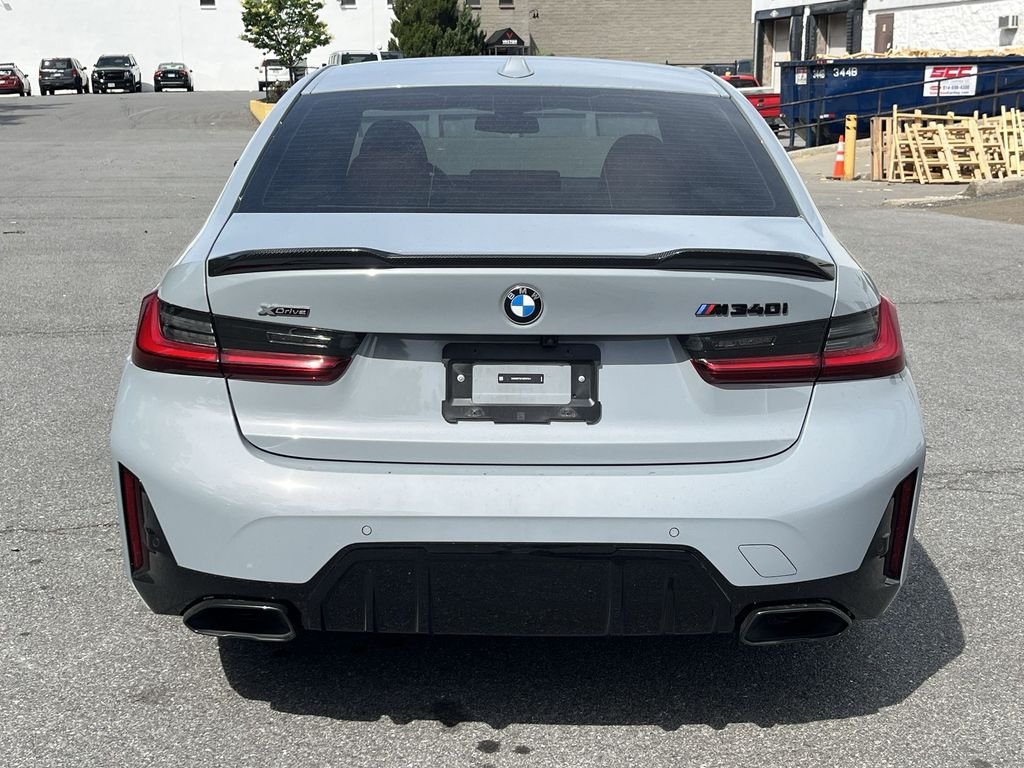 Used 2025 Gray Metallic BMW M340i xDrive image 22