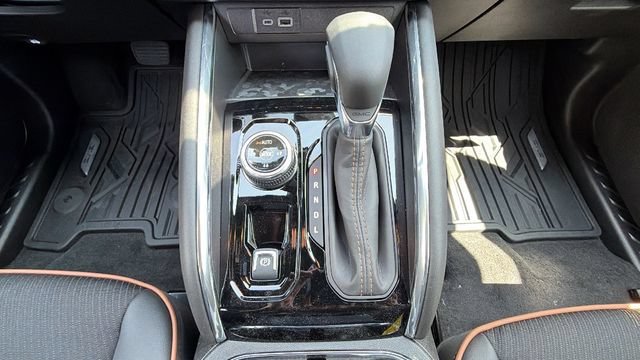 2026 GMC Canyon AT4 - Photo 25