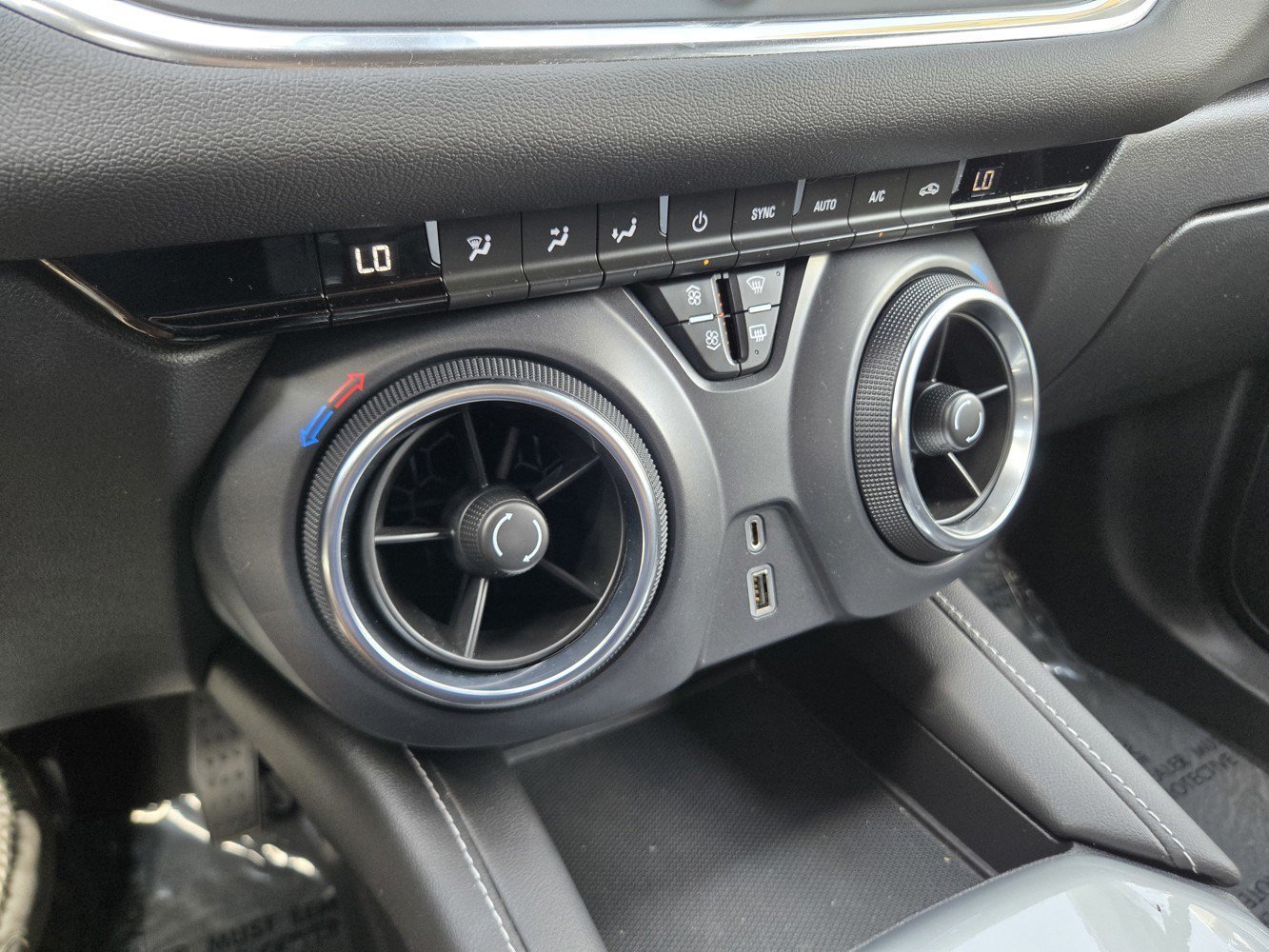 Used 2023 Summit White Chevrolet LT image 10