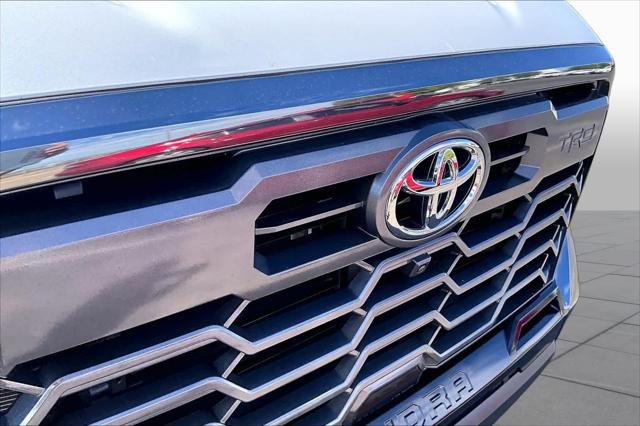 Certified Used 2026 WIND CHILL PEARL Toyota  image 27