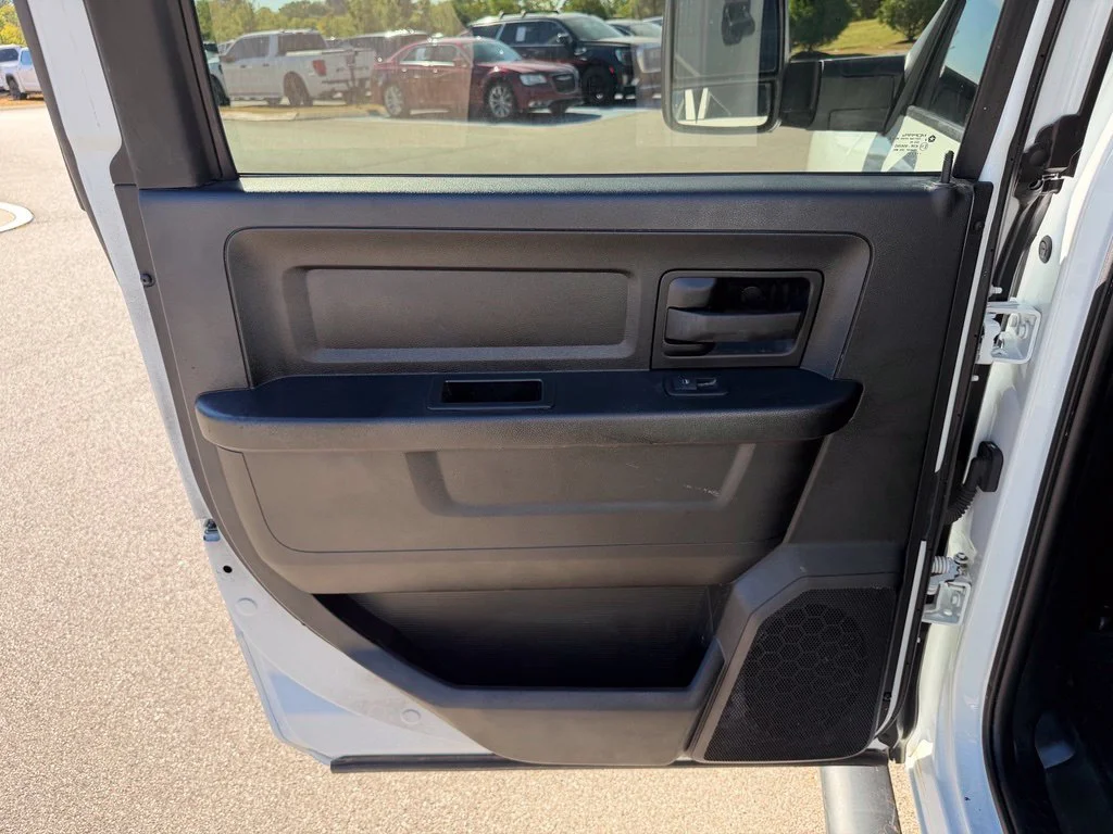 Used 2023 White Ram Tradesman image 20