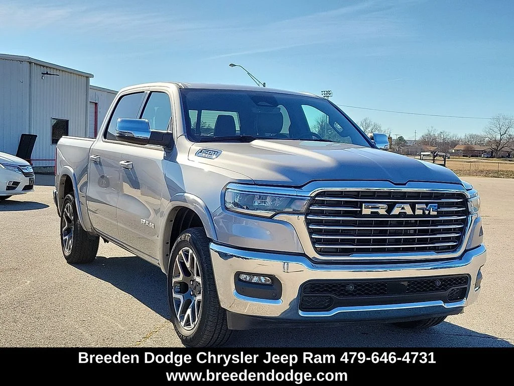 2025 RAM 1500 Laramie 4x4 Crew Cab 5'7's photo