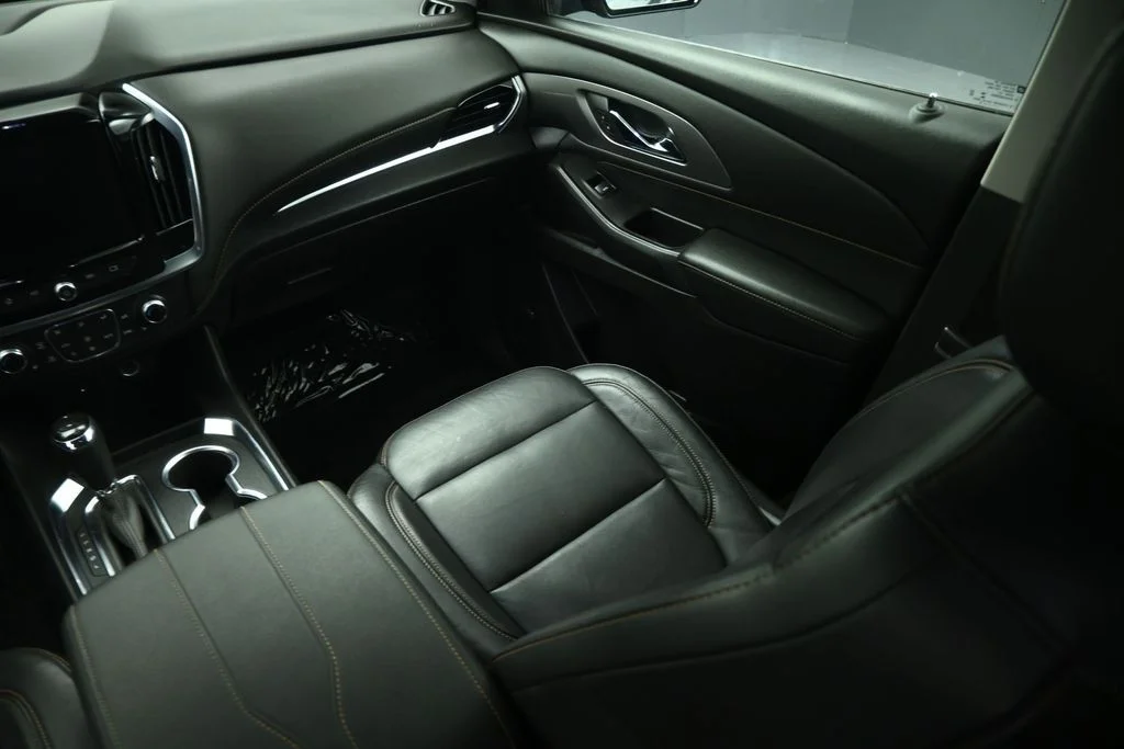 Used 2019 Gray Chevrolet 3LT image 46
