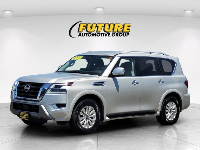 Used 2024 Silver Nissan SV image 5